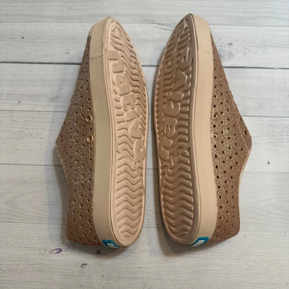 Native Shoes men's Jefferson‎ Bling Slip-On Shoe gold men's 10